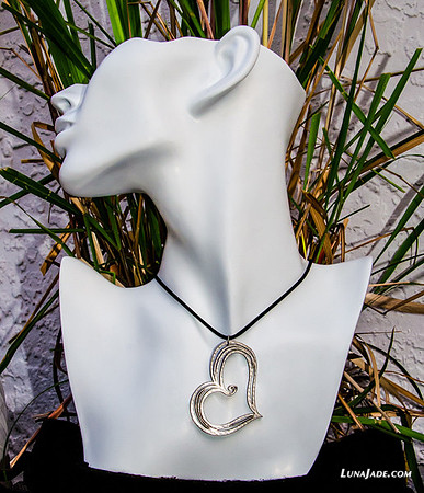 Heart Unfurled Pendant I